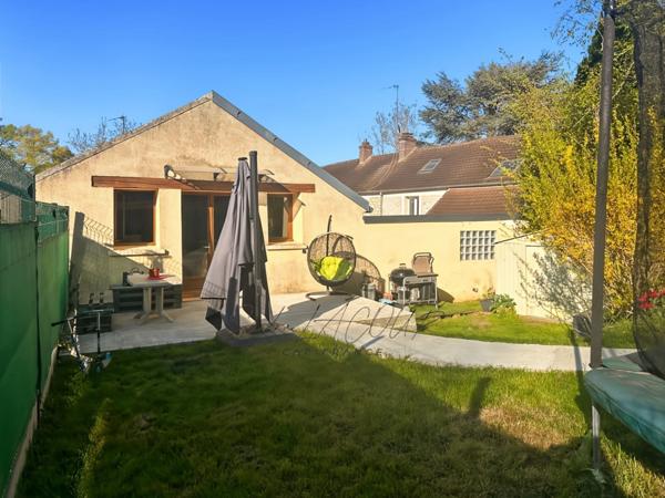 appartement 3 pièces avec Jardin et stationnement privé - PROCHE LUZARCHES