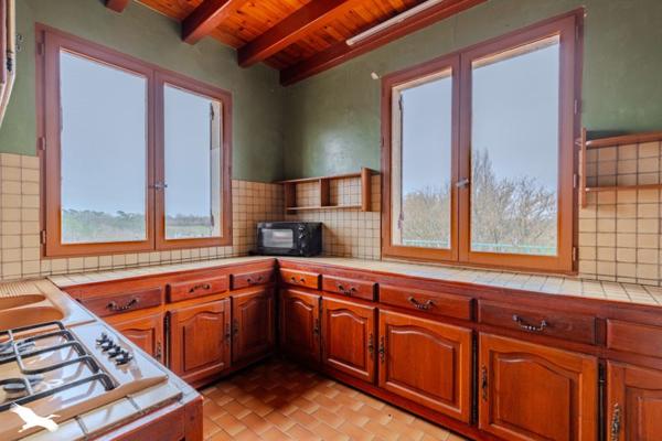 Maison à vendre 213 000 € Puisseguin 5 p 95 m² DPE C