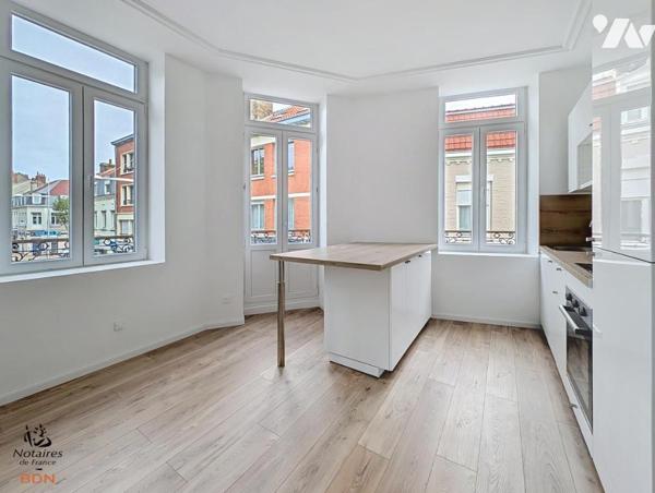 A vendre Malo les Bains , très bel appartement T3 avec vue dégagée Place Turenne