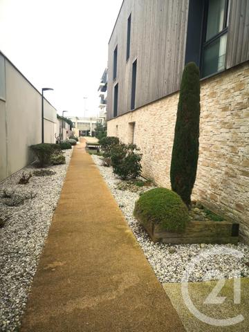 Appartement Studio à vendre  1 pièce - 36,81 m 2   LA ROCHELLE  - 17
