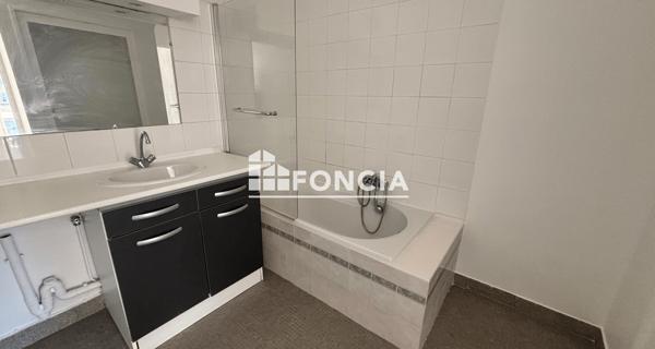 Location Appartement 2 pièces 41.15 m² - Vanves 92170