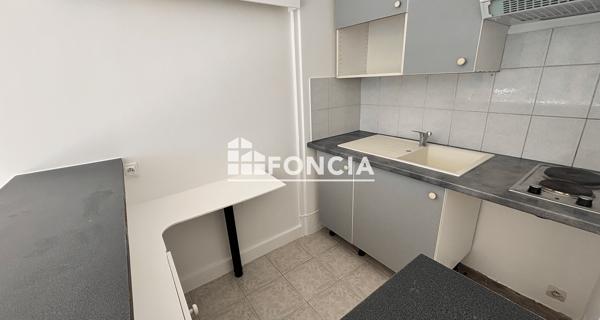 Location Appartement 2 pièces 41.15 m² - Vanves 92170