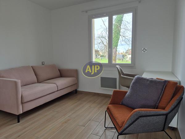 Location maison Hourtin : 965 € - AJP Hourtin Immobilier
