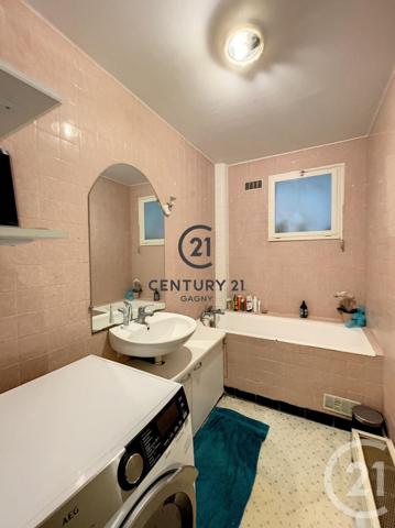 Appartement F5 à vendre  5 pièces - 91,02 m2 GAGNY - 93