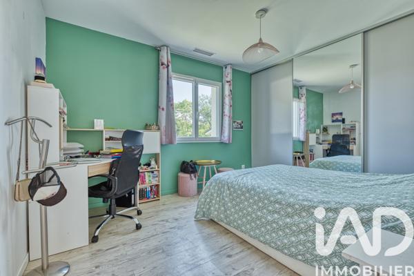 Maison à vendre 6 pièces 170 m² Camblanes-et-Meynac
