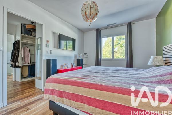 Maison à vendre 6 pièces 170 m² Camblanes-et-Meynac