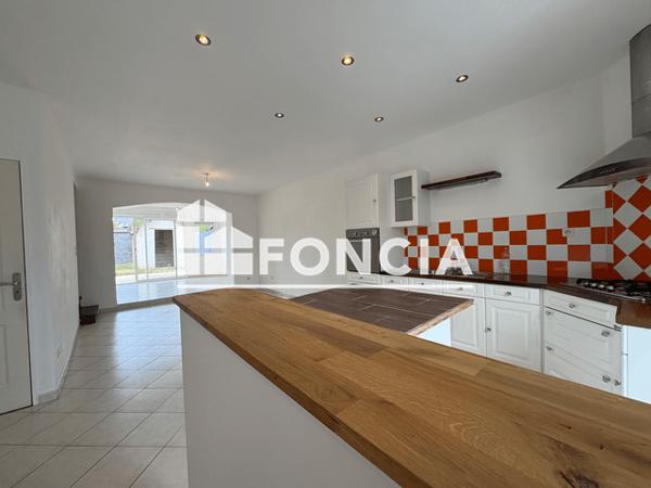 Location Maison 4 pièces 84 m² - 11 RUE DE PAMPLEMOUSSE Rethel 08300
