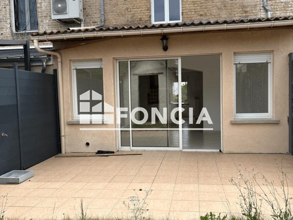 Location Maison 4 pièces 84 m² - 11 RUE DE PAMPLEMOUSSE Rethel 08300