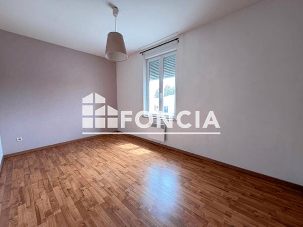 Location Maison 4 pièces 84 m² - 11 RUE DE PAMPLEMOUSSE Rethel 08300