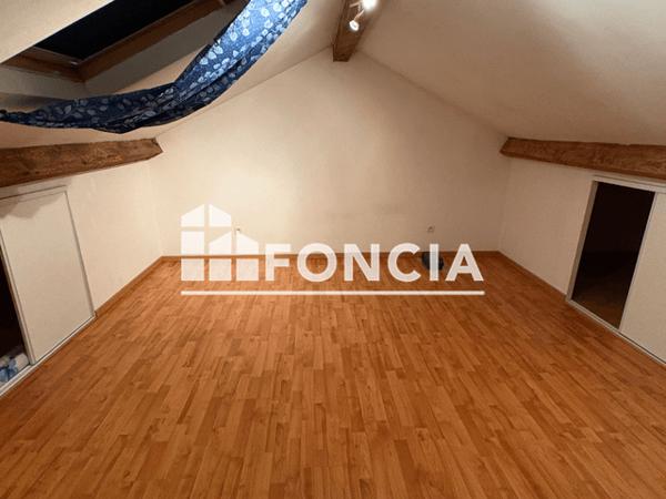Location Maison 4 pièces 84 m² - 11 RUE DE PAMPLEMOUSSE Rethel 08300