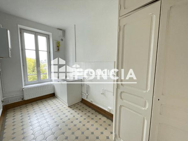 Location Appartement 4 pièces 93.04 m² - 4 RUE FELIX FAURE Nancy 54000