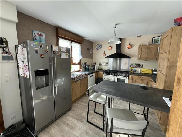 Maison à vendre |  Marolles |  8 pièces | 166 m²