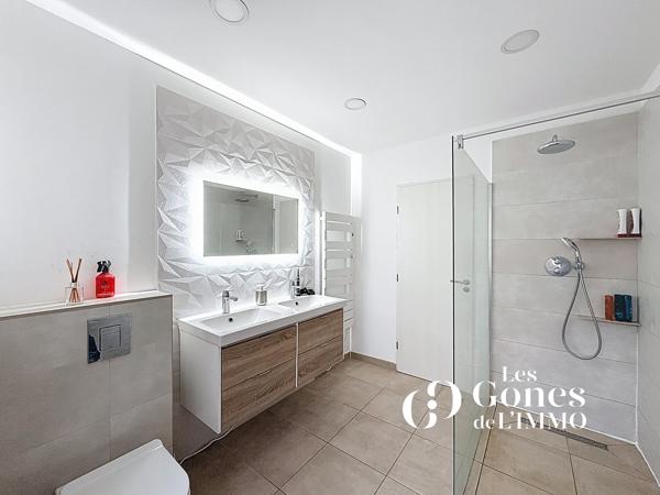Maison 5 pièce(s) 4 chambre(s) 123 m²