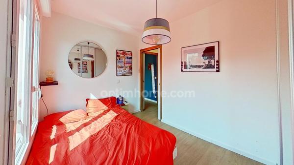 ALFORTVILLE - Duplex de 3 pièces avec balcon et jardin - 2 parking