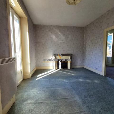 Immeuble comprenant 4 appartements