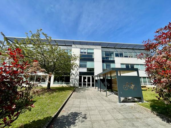 Bureaux à louer à MONT SAINT AIGNAN 76130