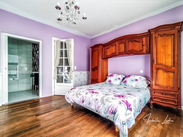 Maison à vendre 6 pièces de 188 m²