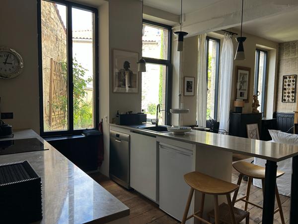 Nouveau prix - Élégante maison de ville de 6 chambres en centre-ville avec jardin Saint jean d angely