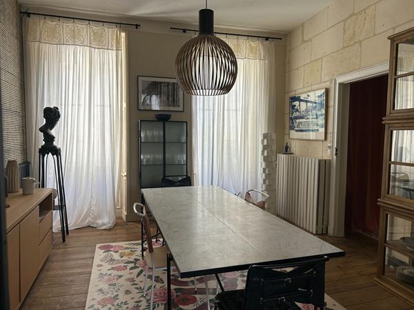 Nouveau prix - Élégante maison de ville de 6 chambres en centre-ville avec jardin Saint jean d angely