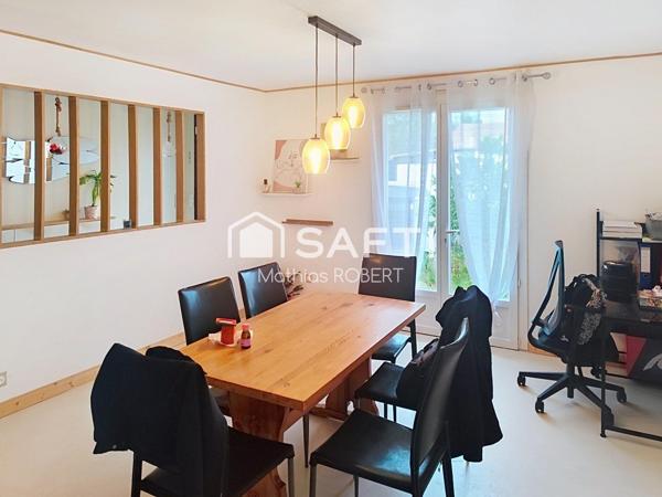 Maison plain pieds de 4 pièces de 100 m² à Saint-Yrieix-sur-Charente