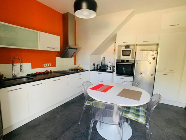 A FORS.Maison 6 pièces de 106 m2., Fors 79230