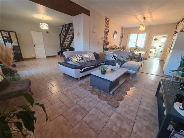 Maison à vendre |  La Champenoise |  8 pièces | 202 m²