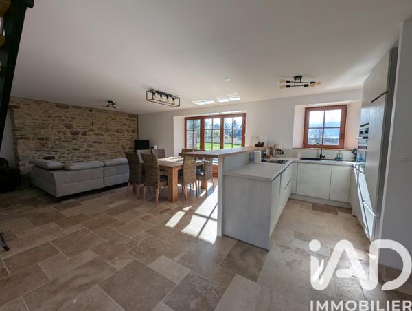 Maison à vendre 10 pièces 253 m² Landévant