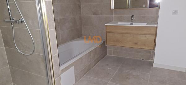 superbe appartement T3 bis coeur de ville Sommières