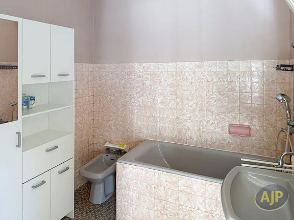 Maison à vendre Les Sables D Olonne - 6 pièces, 116m² avec 3 chambre(s) à 411 600€ - AJP Immobilier Les Sables-d'Olonne