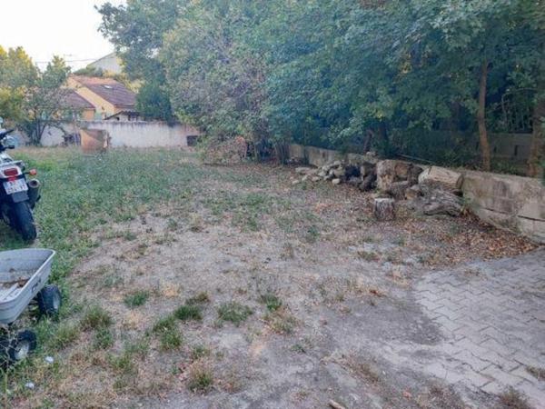 ***VISITE VIRTUELLE…GREASQUE…PROPRIETE DE 165M²…ENTIEREMENT RENOVEE…1300M² DE TERRAIN…POSSIBILITE AGRANDISSEMENT…5 MINUTES A PIED DU VILLAGE… GARAGE… PISCINE…PROCHE GARE TGV AIX ET AEROPORT MARIGNANE