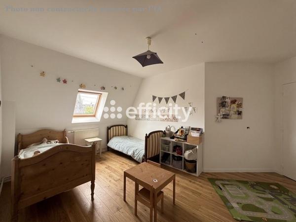 Maison
         8 pièces
        - 185 m² Exclusivité 379 000 € *