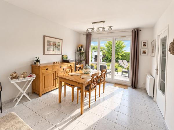 Maison Lumineuse avec vue dégagée sur les champs !