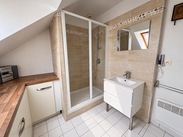 Maison Lumineuse avec vue dégagée sur les champs !