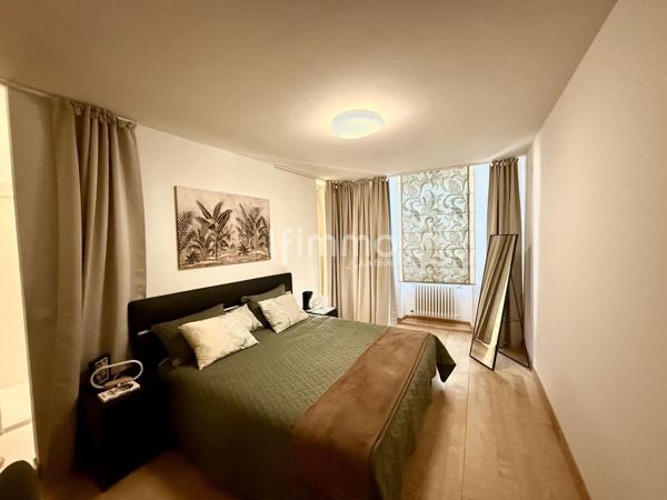 Girondine 4 chambres centre ville