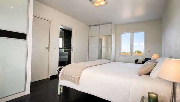 Maison
         6 pièces
        - 167 m² Bien prestige 625 000 € *
