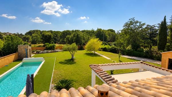 Maison
         6 pièces
        - 167 m² Bien prestige 625 000 € *