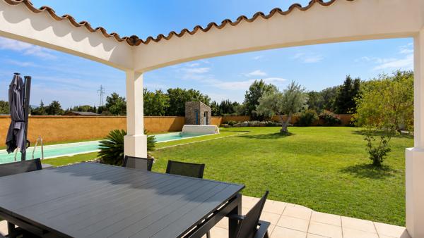 Maison
         6 pièces
        - 167 m² Bien prestige 625 000 € *