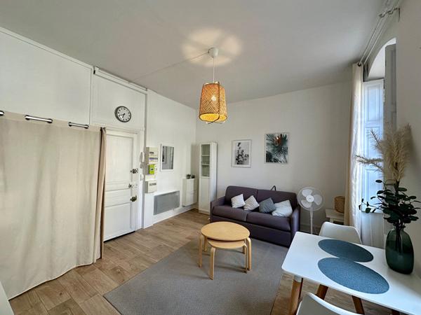STUDIO MEUBLE PROCHE DU CENTRE-VILLE CARCASSONNE