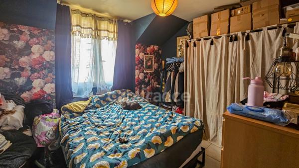 Appartement en bon état avec place de parking privative à vendre 2 pièces ETRECHY (91)