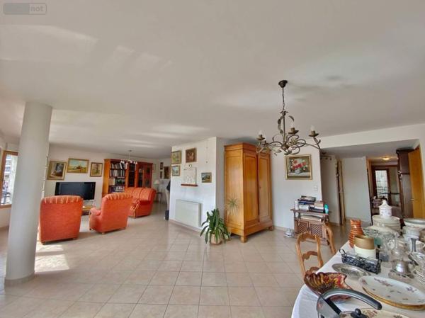 Appartement à vendre à Cherbourg-en-Cotentin dans la Manche (50100), ref : 045/1670