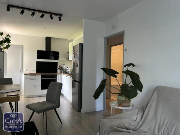 Maison à vendre 3 pièces 65.14m² Coutras (33230)
