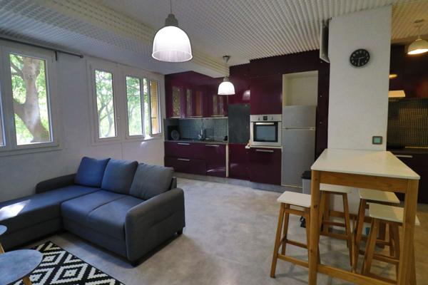 A LOUER Appartement T2 meublé