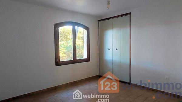 Villas 121 m² à Lambesc 13410