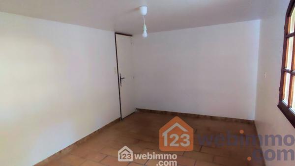 Villas 121 m² à Lambesc 13410