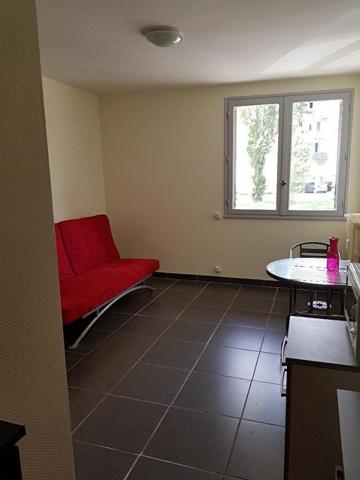 Studio meublé