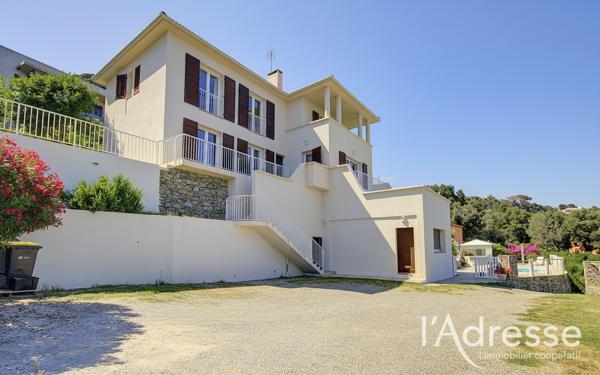 Maison BASTIA MONSERATO 6 pièces 180 m2 piscine studio indépendant