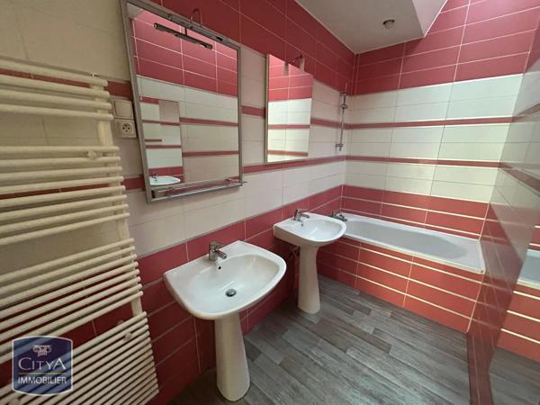 Maison à louer 5 pièces 134.13m² Saint-Quentin (02100)