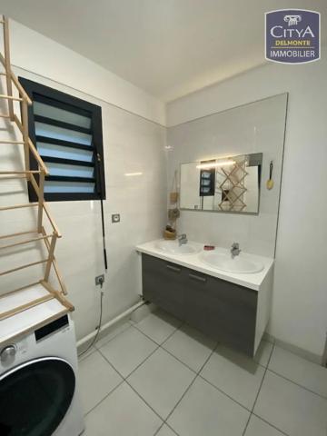Appartement à vendre 3 pièces 73m² Saint-Pierre (97410)