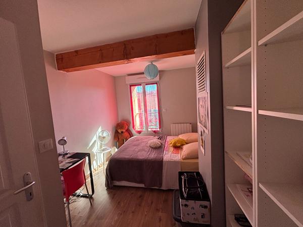 Proche CARCASSONNE, Maison de charme avec extérieur