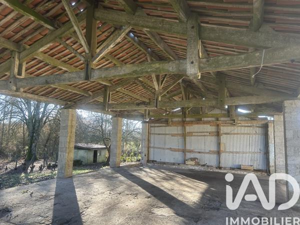 Maison à vendre 5 pièces 111 m² Montmoreau